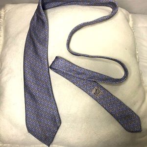 Pegus Hemes-Paris Tie